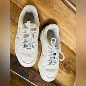 PUMA Cali Dream White  Women’s Shoes size 6.5